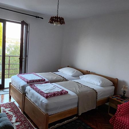 Apartment Stella Малинска Екстериор снимка
